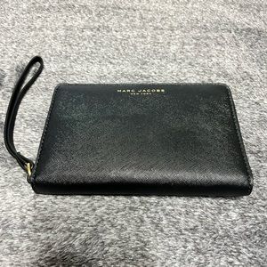 Marc Jacobs Wristlet Wallet